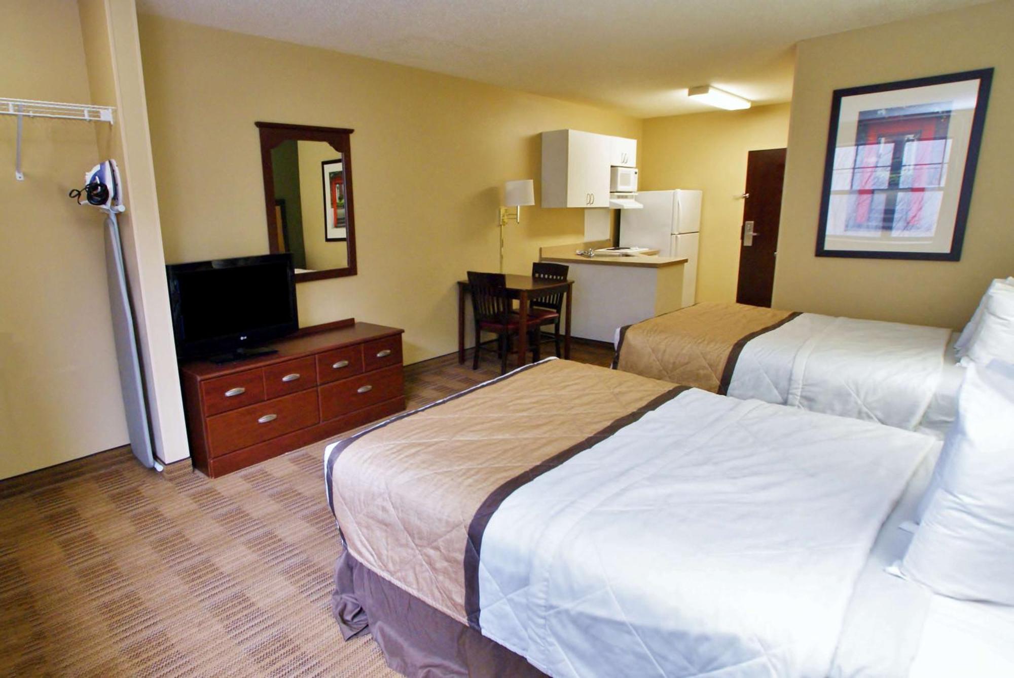 Extended Stay America Suites - Long Island - Bethpage Bagian luar foto